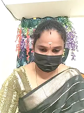 Snapshot of Tamil_Aathira chatting on November 3, 7:04 pm Tamil Aathira online show from November 3, 7:04 pm