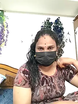 Snapshot of Tamil_Aathira chatting on November 19, 11:21 am Tamil Aathira online show from November 19, 11:21 am