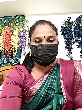 Snapshot of Tamil_Aathira chatting on December 16, 6:02 pm Tamil Aathira online show from December 16, 6:02 pm