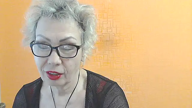 NessyJenixs online show from February 25, 8:24 am