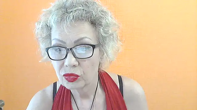 Snapshot of NessyJenixs chatting on June 12, 12:59 pm NessyJenixs online show from June 12, 12:59 pm