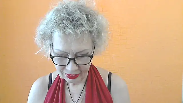 Snapshot of NessyJenixs chatting on June 23, 7:06 am NessyJenixs online show from June 23, 7:06 am