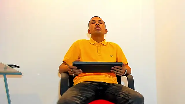 carlos alber12 online show from February 4, 2:39 am