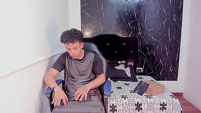 carlos alber12 online show from October 10, 12:04 pm