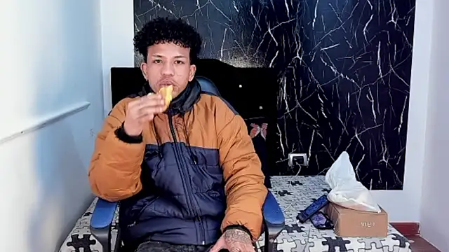 carlos alber12 online show from October 31, 12:39 pm