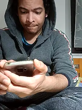 Snapshot of cingonduro chatting on February 16, 6:48 pm cingonduro online show from February 16, 6:48 pm