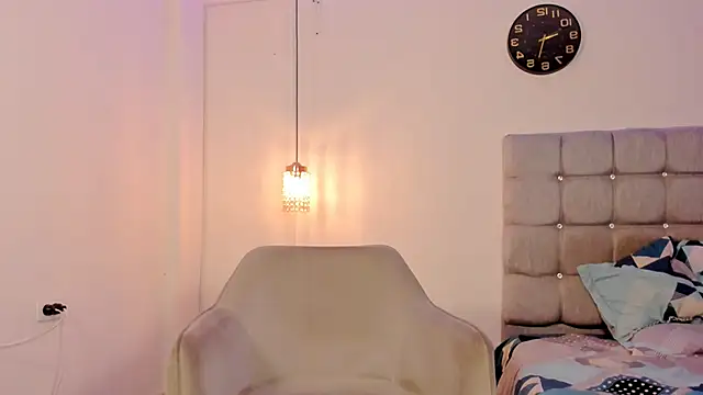 Tylerdrdn online show from November 14, 7:07 am