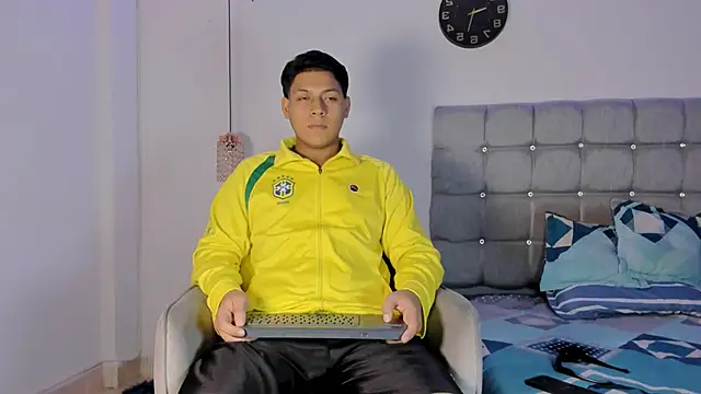 Tylerdrdn online show from November 16, 5:57 am