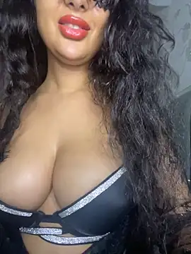 Lobna-alami online show from October 11, 6:50 pm