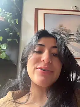 fiorella paris online show from April 11, 9:30 pm