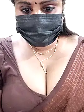 Queenflowerr online show from January 27, 6:09 pm