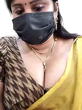 Queenflowerr online show from January 30, 7:59 pm