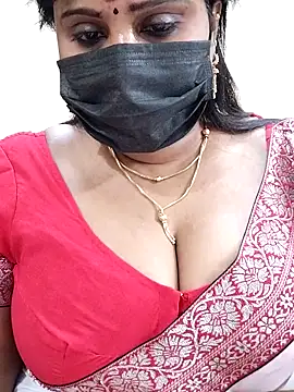 Queenflowerr online show from February 16, 6:21 pm