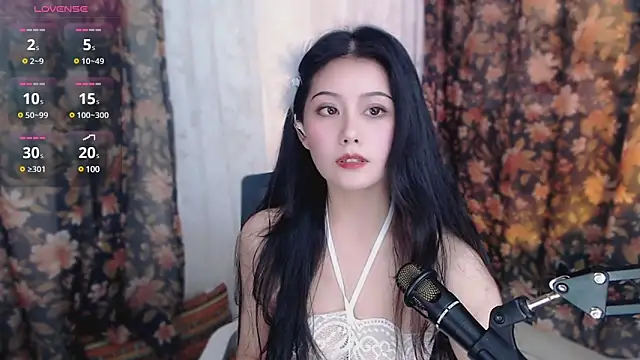 cat-lady-6688 online show from February 26, 10:47 am