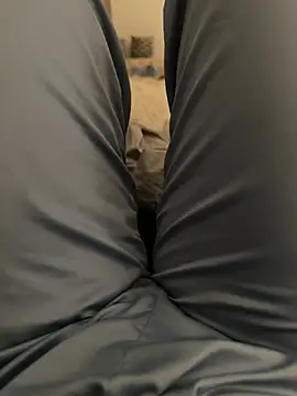 Snapshot of blissdimicco chatting on February 14, 10:50 pm blissdimicco online show from February 14, 10:50 pm