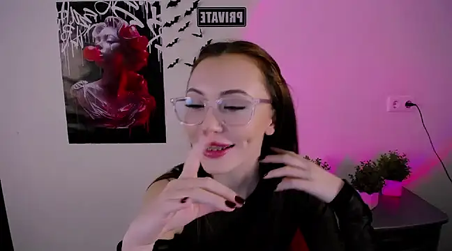 Snapshot of Nikonara_Love chatting on March 8, 3:02 pm Nikonara Love online show from March 8, 3:02 pm