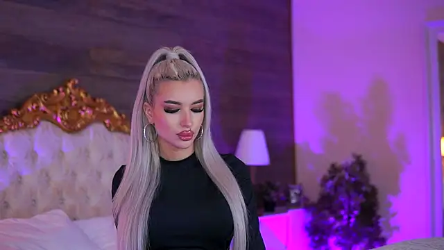 Snapshot of Juicy_Jessye chatting on September 14, 7:46 pm Juicy Jessye online show from September 14, 7:46 pm