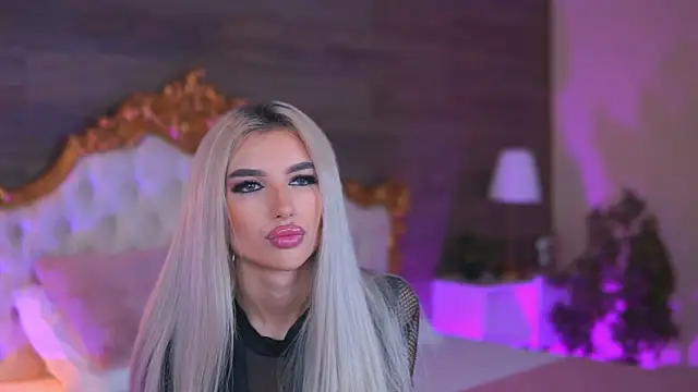 Snapshot of Juicy_Jessye chatting on October 25, 8:25 pm Juicy Jessye online show from October 25, 8:25 pm