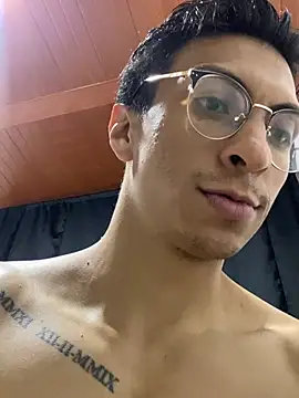 ApoloCruz online show from February 22, 2:13 am