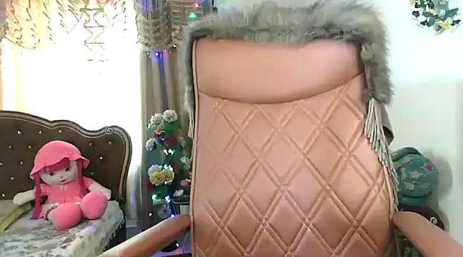 Snapshot of Ohh_Alvirah chatting on February 8, 4:57 am Ohh Alvirah online show from February 8, 4:57 am