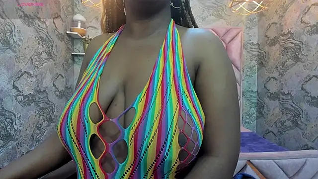 nefertiti ebony online show from October 1, 8:42 am