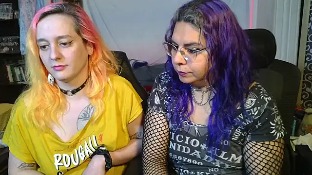 Evelan420 online show from February 4, 8:36 pm