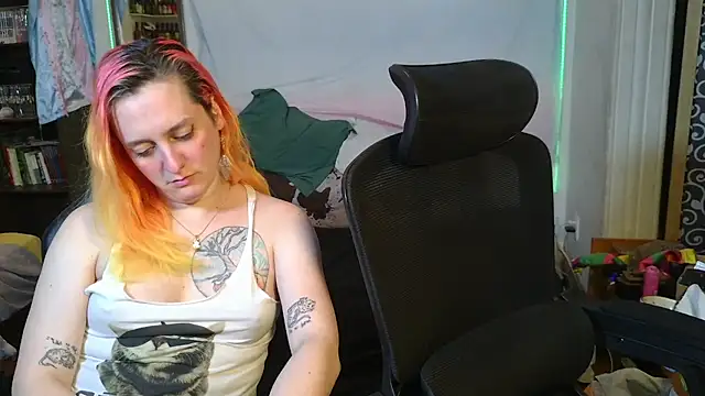 Evelan420 online show from February 9, 8:57 pm