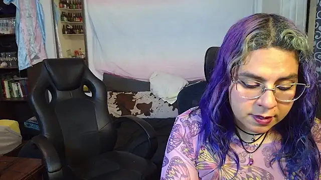 Evelan420 online show from February 10, 7:51 pm