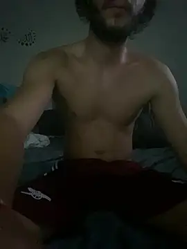 Snapshot of Coucou56 chatting on July 16, 4:24 pm Coucou56 online show from July 16, 4:24 pm