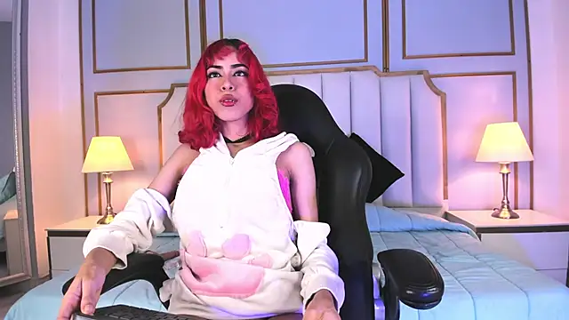 Raven jade  online show from January 28, 3:04 am