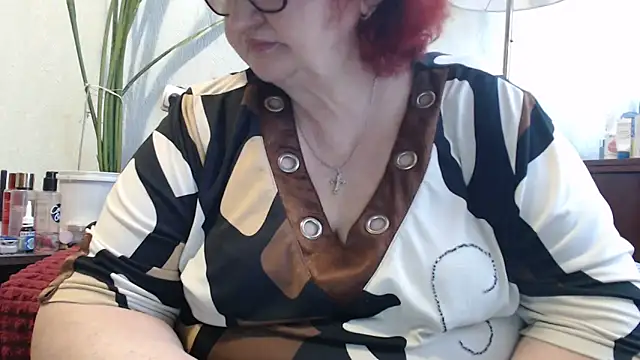 Snapshot of DeniseeRosea chatting on April 30, 11:05 am DeniseeRosea online show from April 30, 11:05 am