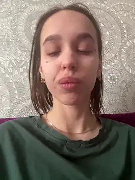 SandraTucker online show from February 26, 6:12 am