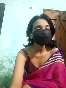 Snapshot of Bong-lady chatting on February 20, 8:39 am Bong-lady online show from February 20, 8:39 am