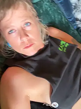 I am babydoll online show from October 22, 3:34 pm