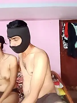 USHA BHABHI online show from April 25, 11:02 pm