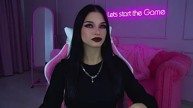 Snapshot of BeverlyMost chatting on November 12, 6:08 pm BeverlyMost online show from November 12, 6:08 pm