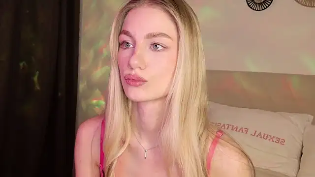 GabriellaOlsen online show from April 5, 4:59 pm