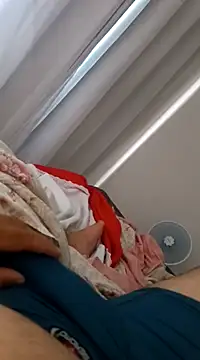 Snapshot of Trixboy201 chatting on January 24, 12:52 pm Trixboy201 online show from January 24, 12:52 pm