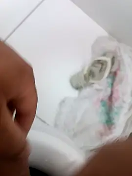 Snapshot of Trixboy201 chatting on October 16, 8:59 am Trixboy201 online show from October 16, 8:59 am