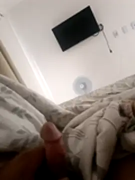 Snapshot of Trixboy201 chatting on November 28, 10:07 am Trixboy201 online show from November 28, 10:07 am