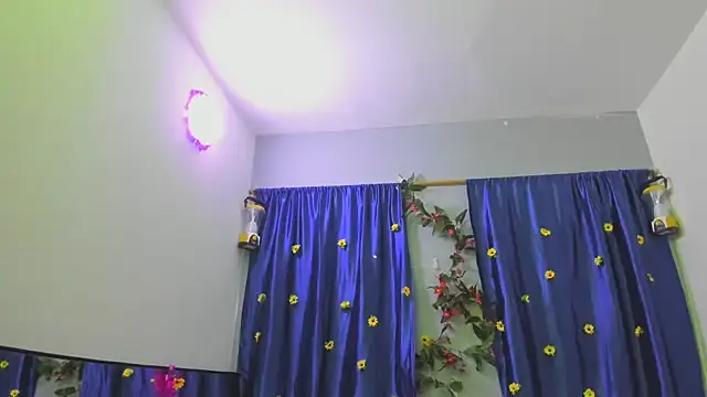 ShairaMarss online show from November 18, 2:32 pm