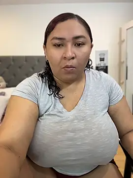 KarlaWild online show from July 11, 1:36 pm