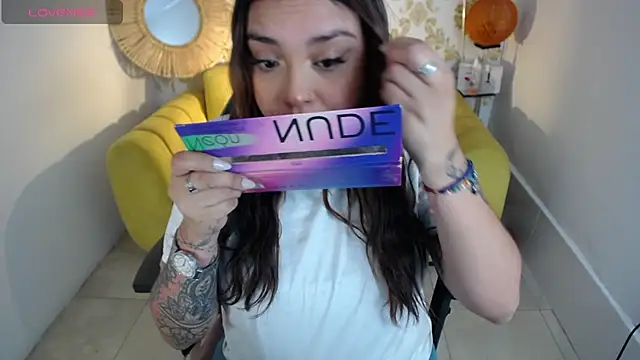 natyk m online show from March 13, 1:18 pm