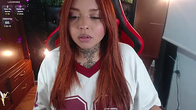 natyk m online show from October 21, 9:04 pm