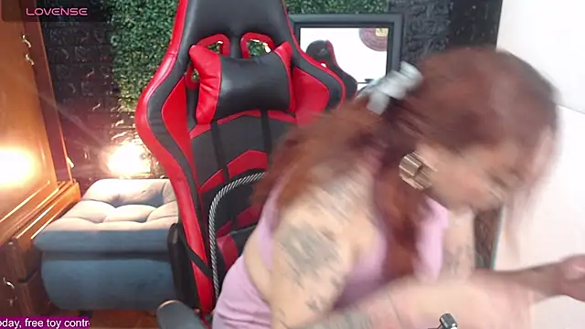 natyk m online show from October 28, 8:00 pm