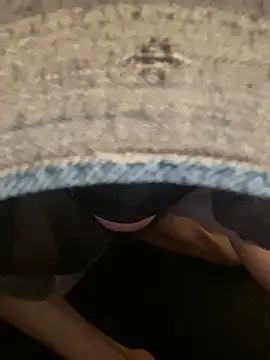 Snapshot of aebaleek2505 chatting on March 2, 8:04 pm aebaleek2505 online show from March 2, 8:04 pm