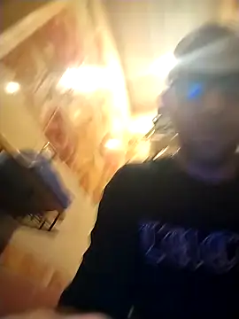 Snapshot of MaxDevilWhite chatting on September 10, 4:07 pm MaxDevilWhite online show from September 10, 4:07 pm