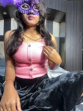 Richa Madness online show from February 1, 2:02 pm