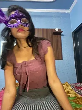 Richa Madness online show from February 7, 10:30 pm