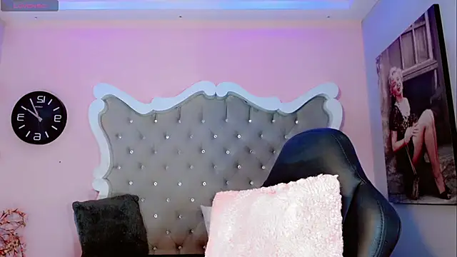 CamiiGarcia online show from March 1, 11:50 am